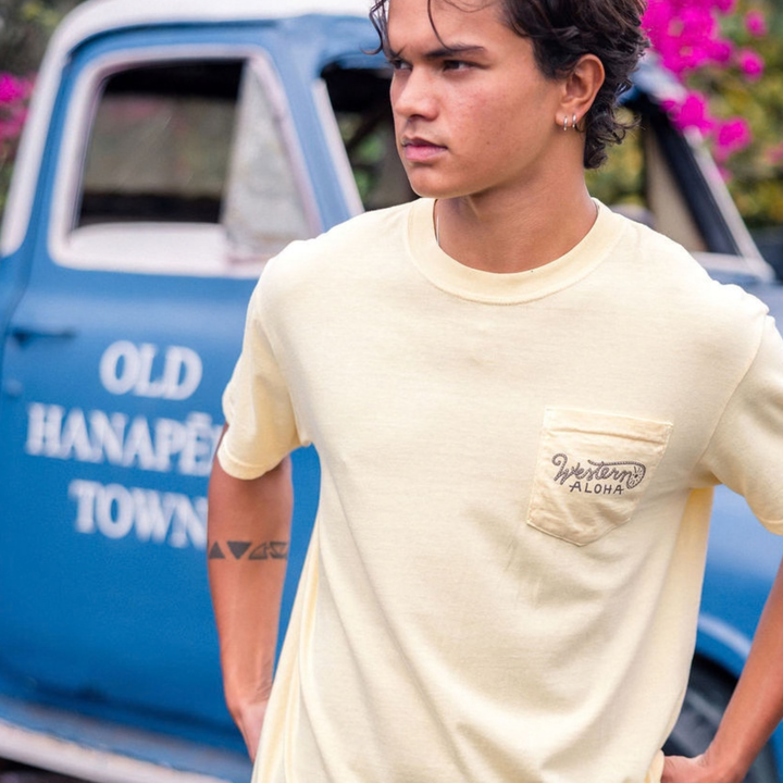 Double Lei Boar Pocket Tee - Yellow