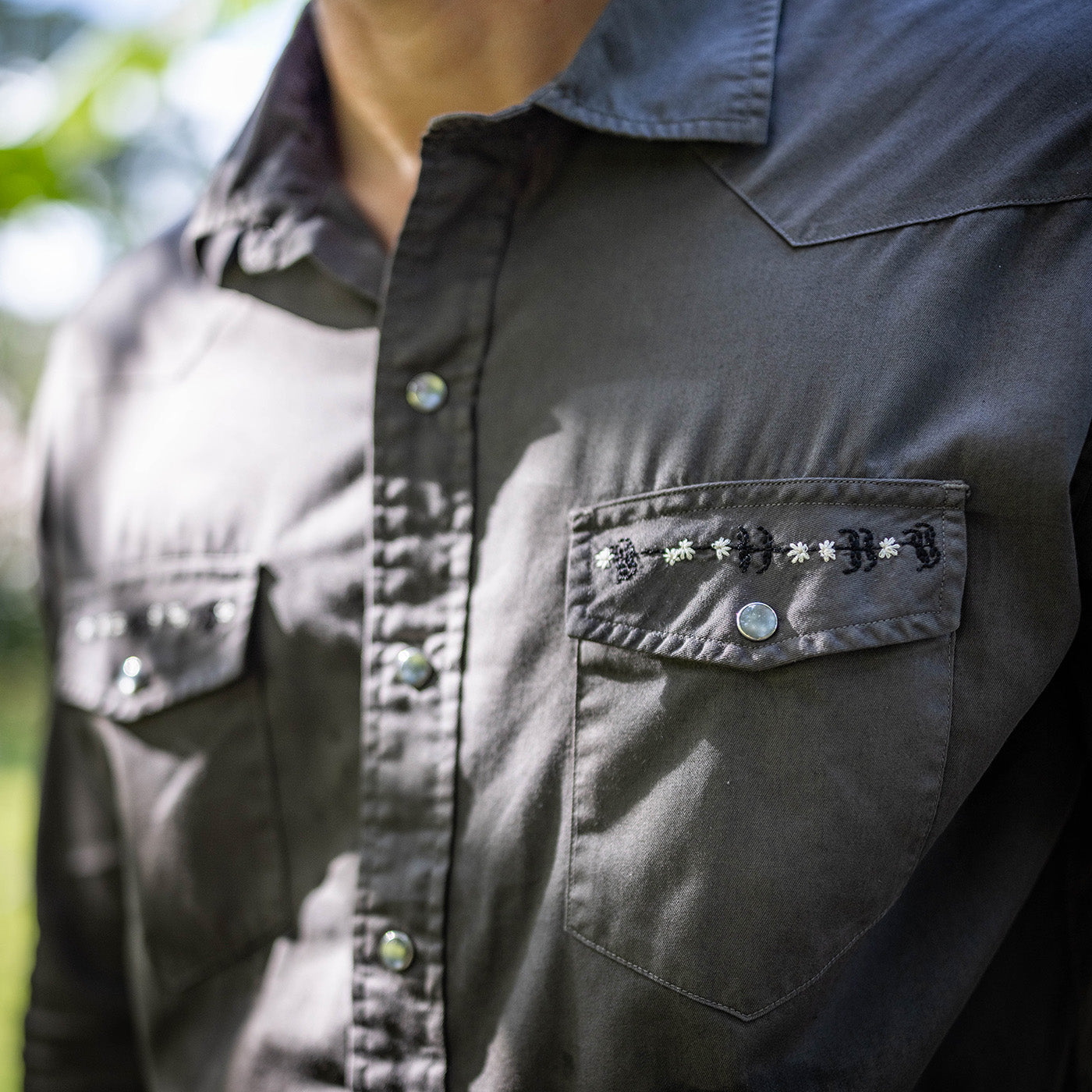 Garment Dyed Embroidered Pocket (KOA) Long Sleeve Western Shirt